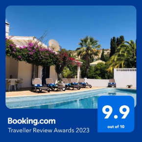 Charming Villa with Heated Pool near Sandy Beach, Hiking, Golf and Wineries